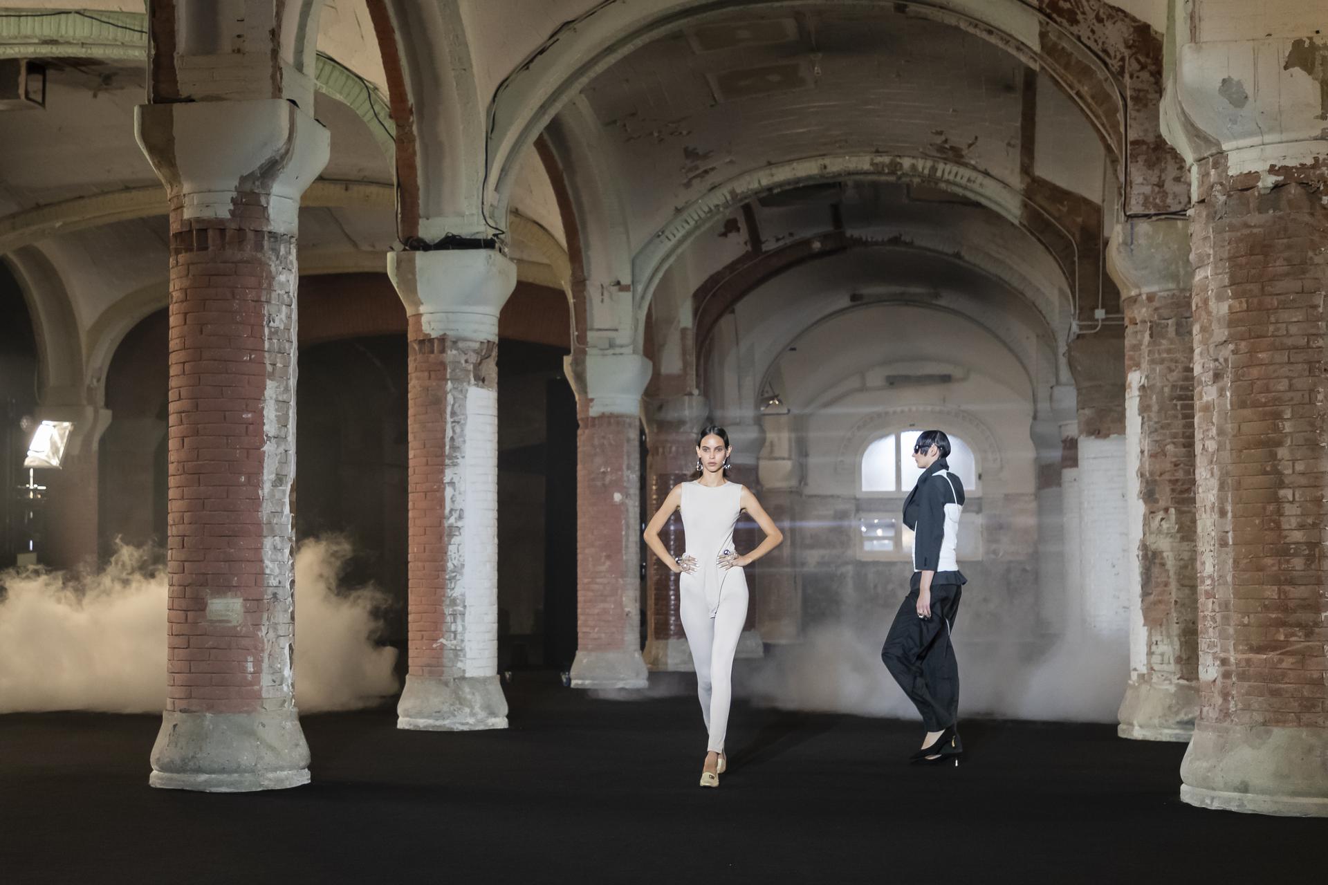 Tercera sesión de 080 Barcelona Fashion Digital Edition Onrush%20W23FH%20ambient 1059 2 - Tercera sesión de 080 Barcelona Fashion Digital Edition